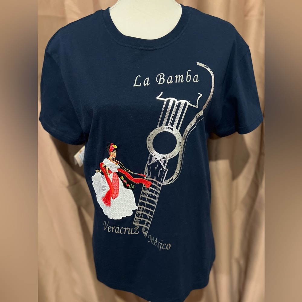 Girls Tee shirt size XL new with tags